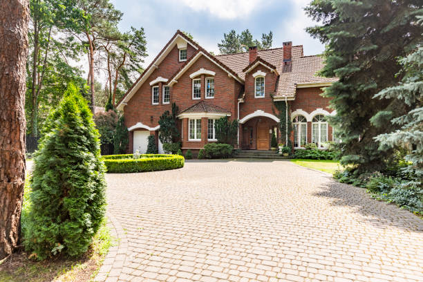 Permeable Paver Driveway in Hinsdale, IL